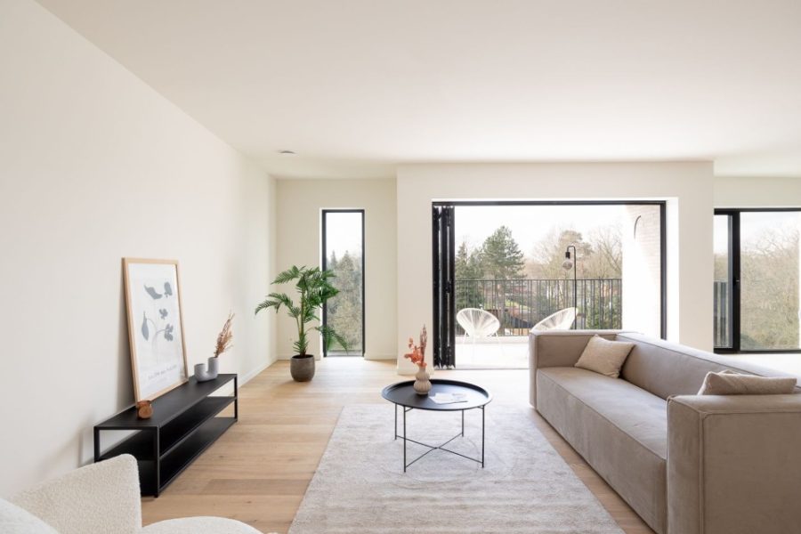 ce28c42b-8820-4376-aedd-0f2603bc7407_0